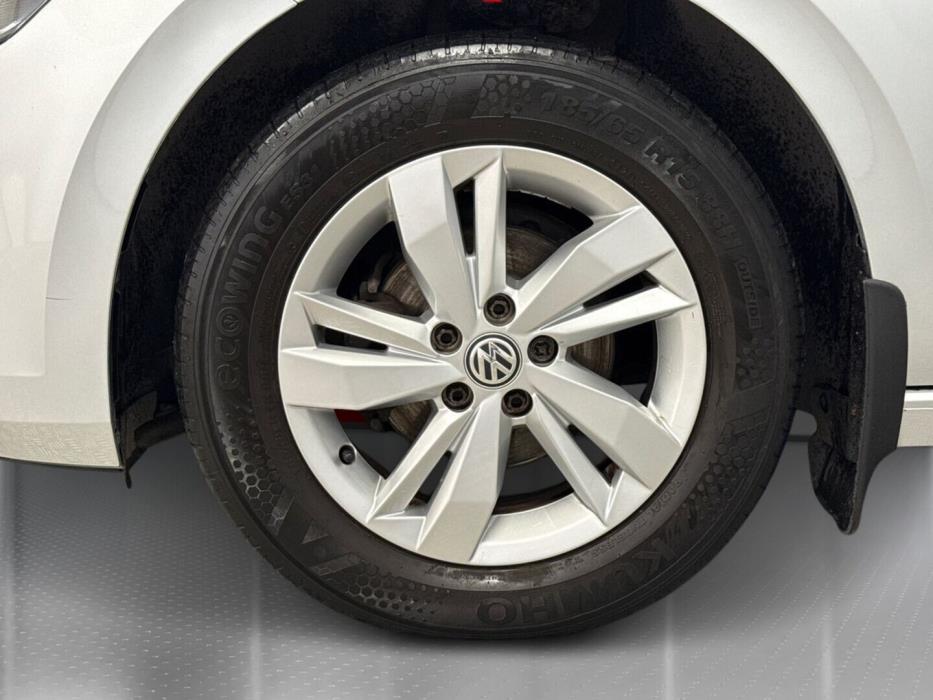 VOLKSWAGEN Polo 2020