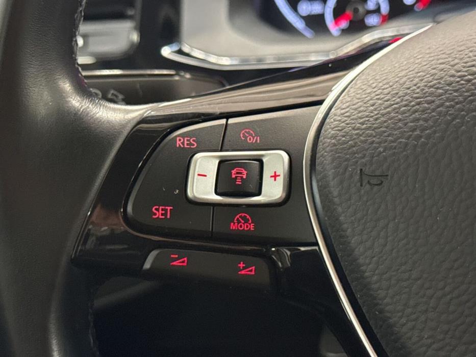 VOLKSWAGEN Polo 2020