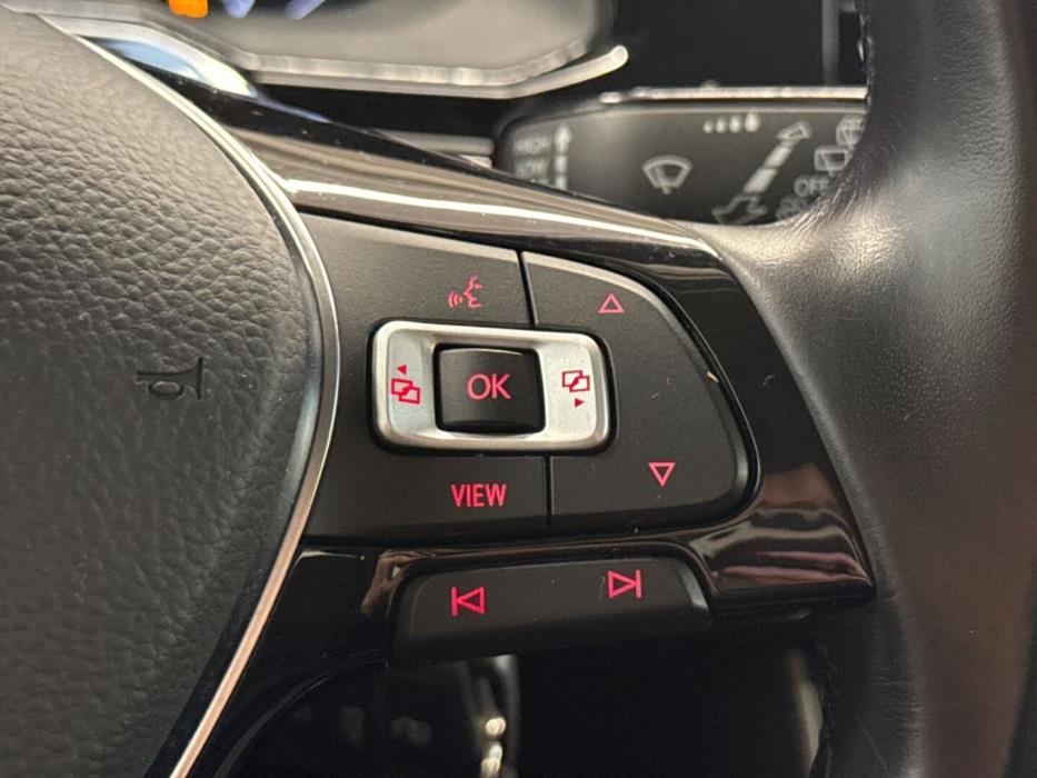 VOLKSWAGEN Polo 2020