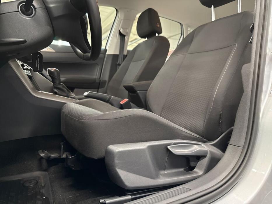VOLKSWAGEN Polo 2020