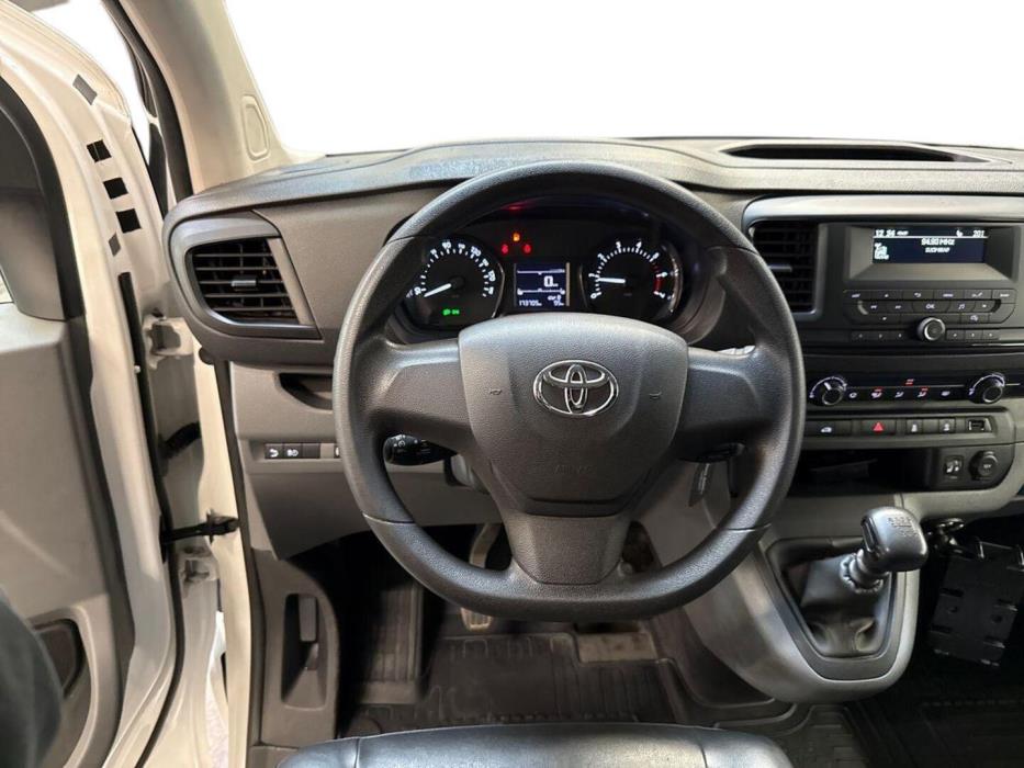TOYOTA Proace 2020