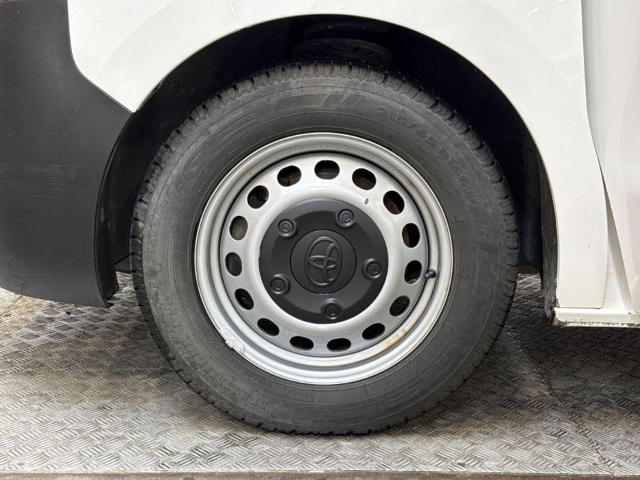 TOYOTA Proace 2020
