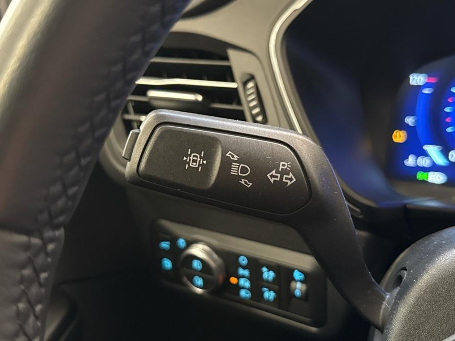 FORD Kuga 2021