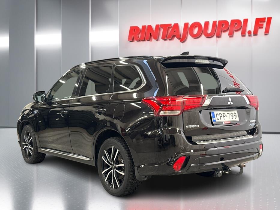 MITSUBISHI Outlander PHEV 2018