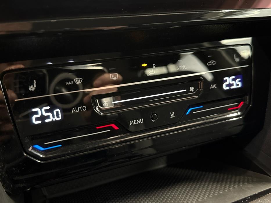 VOLKSWAGEN Passat 2022