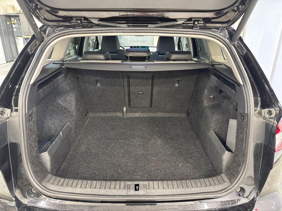 SKODA Enyaq 2022