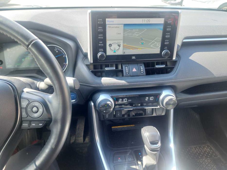 TOYOTA RAV4 2021