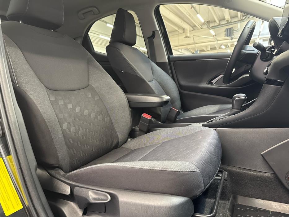 TOYOTA Yaris 2024