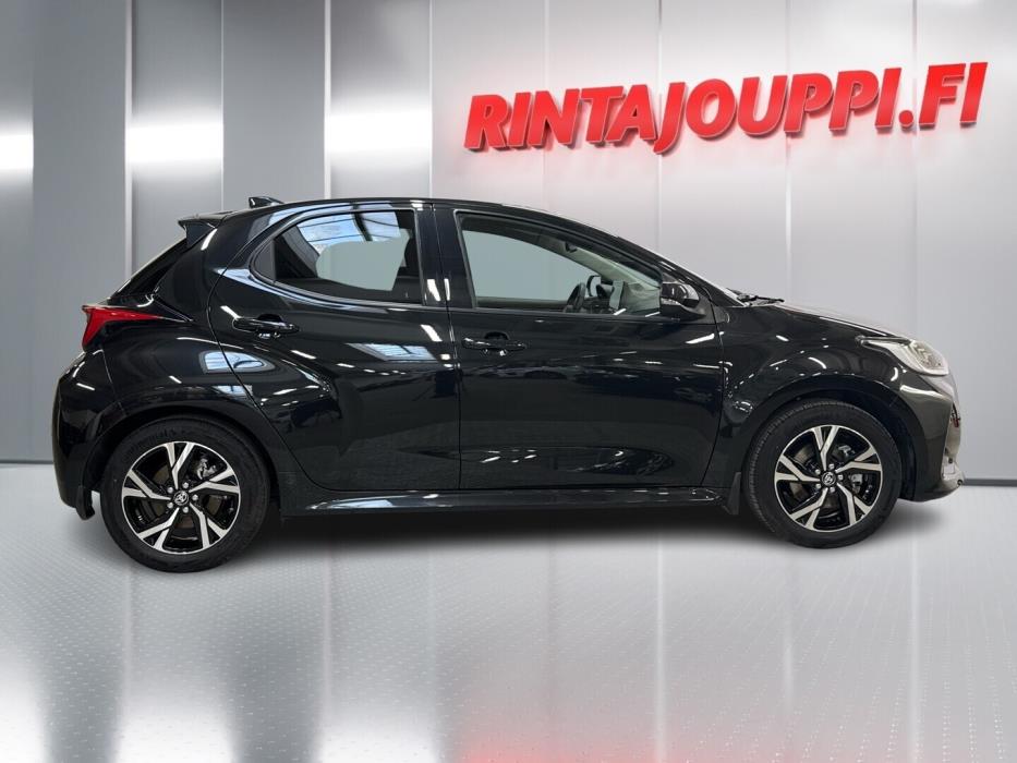 TOYOTA Yaris 2024