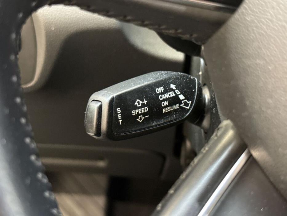 AUDI Q3 2015