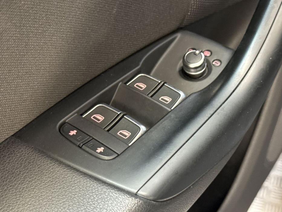 AUDI Q3 2015