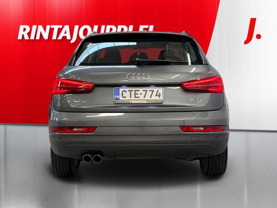 AUDI Q3 2015