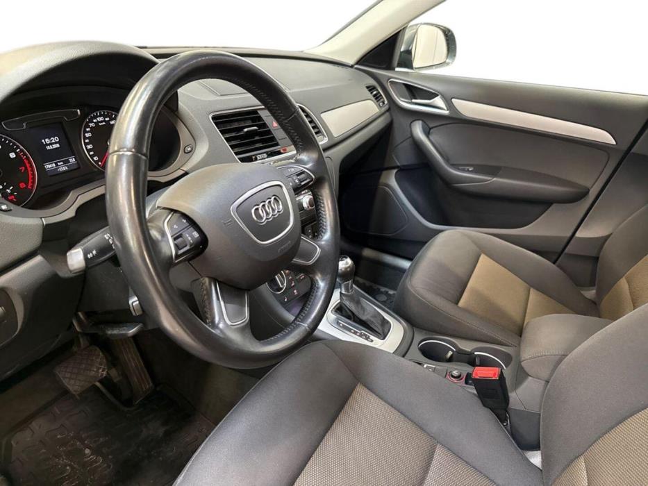 AUDI Q3 2015
