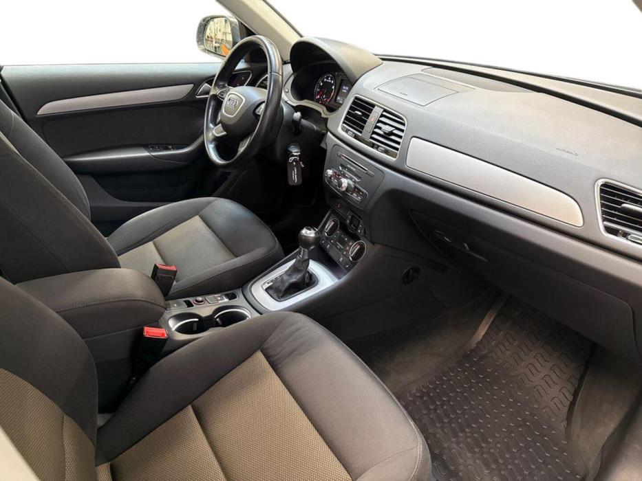 AUDI Q3 2015