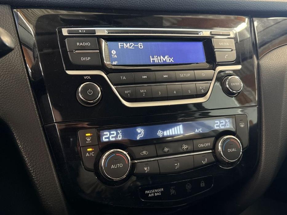 NISSAN Qashqai 2015