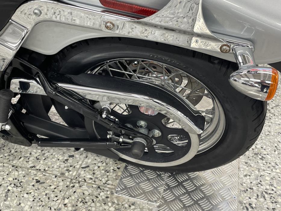 HARLEY-DAVIDSON SOFTAIL 2004