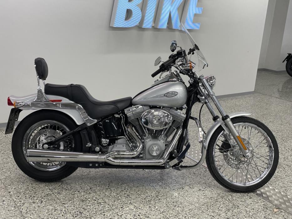 HARLEY-DAVIDSON SOFTAIL 2004