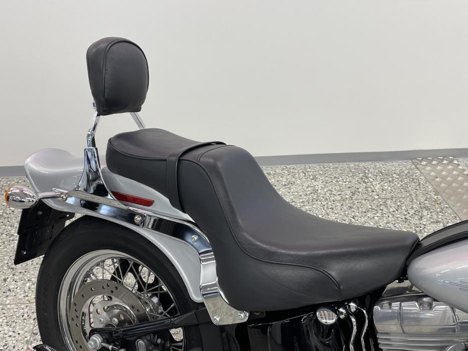 HARLEY-DAVIDSON SOFTAIL 2004