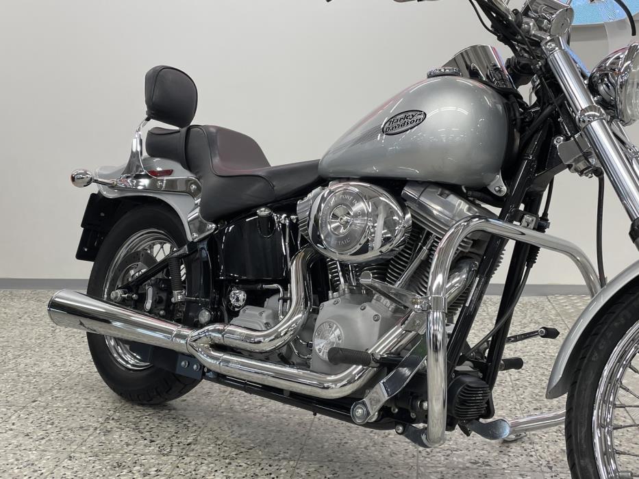 HARLEY-DAVIDSON SOFTAIL 2004