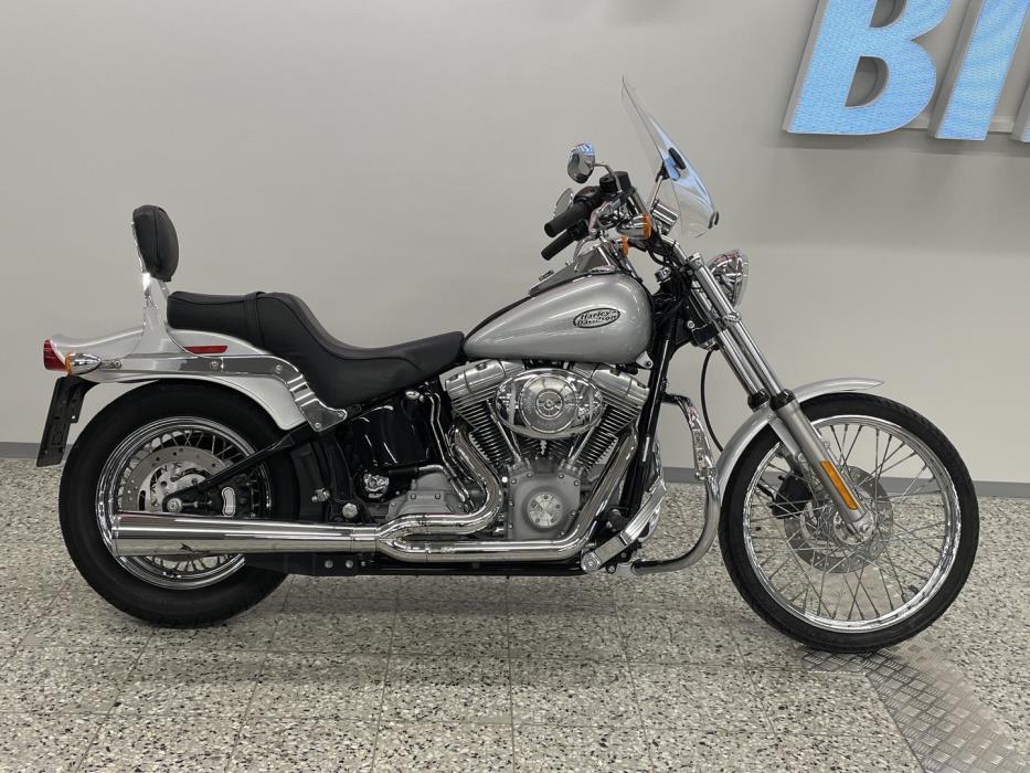 HARLEY-DAVIDSON SOFTAIL 2004