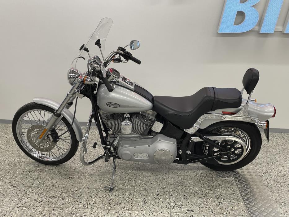 HARLEY-DAVIDSON SOFTAIL 2004