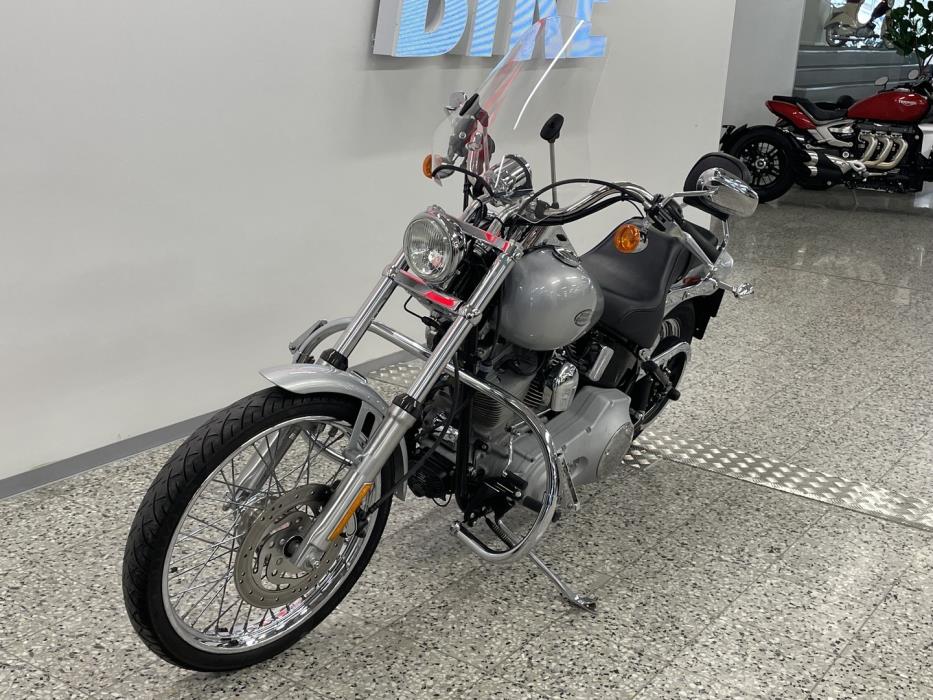 HARLEY-DAVIDSON SOFTAIL 2004