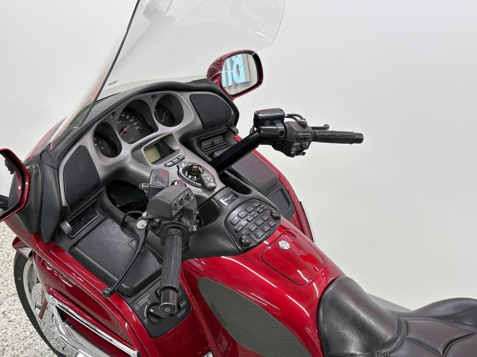 HONDA GL 2004