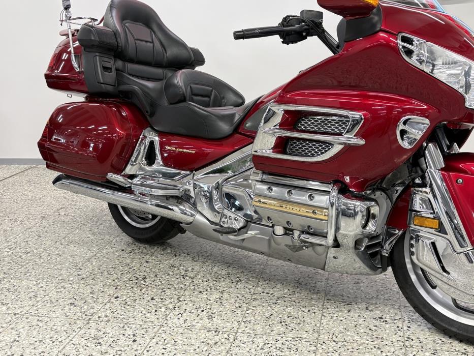 HONDA GL 2004