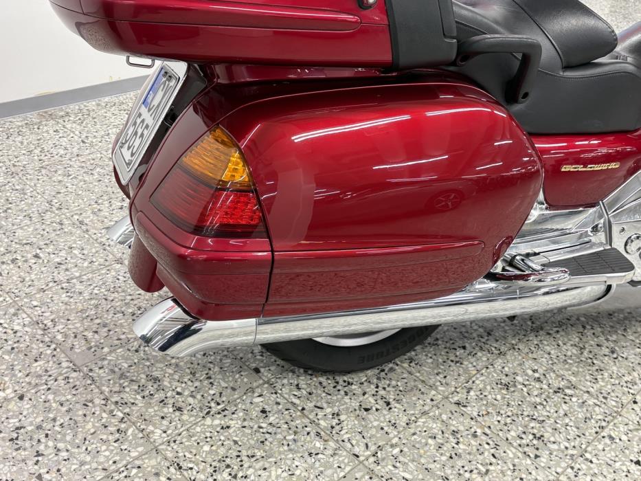 HONDA GL 2004