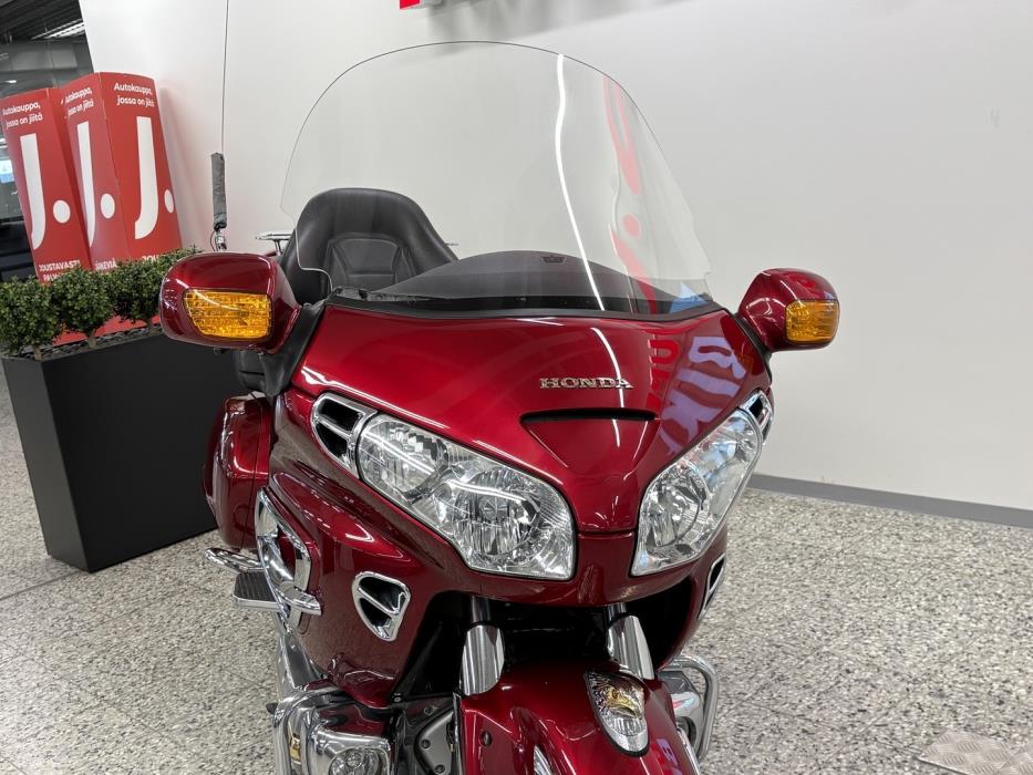 HONDA GL 2004