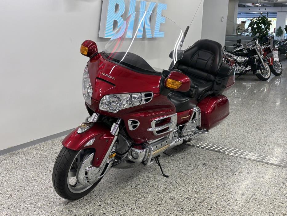 HONDA GL 2004