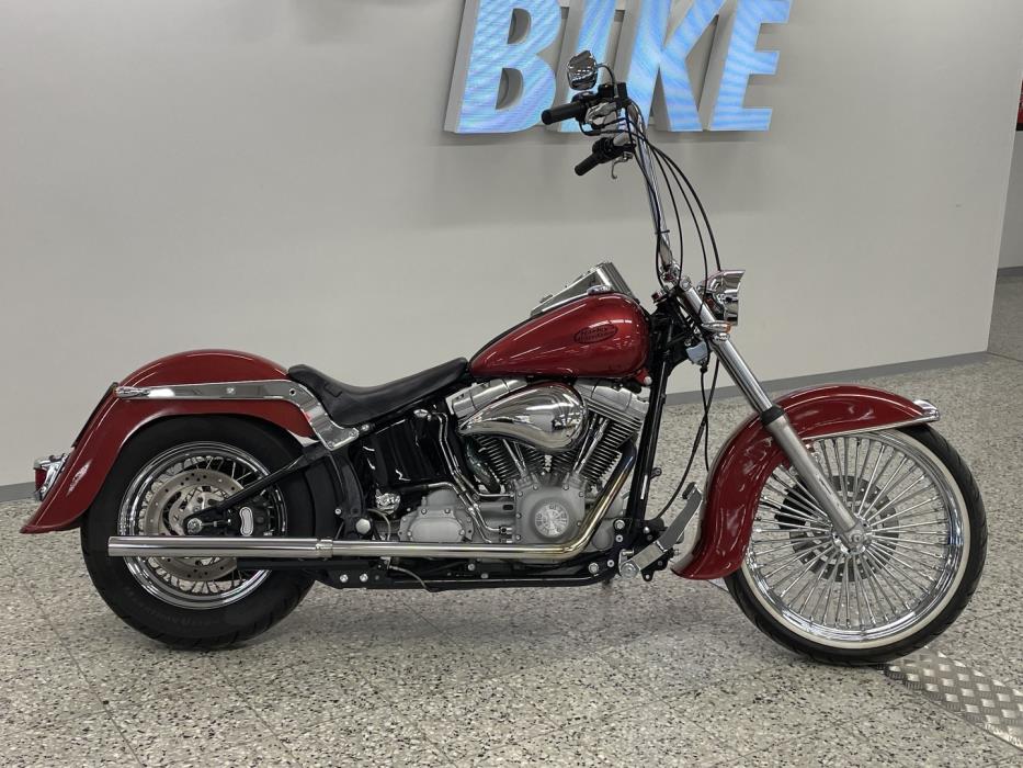 HARLEY-DAVIDSON SOFTAIL 2004