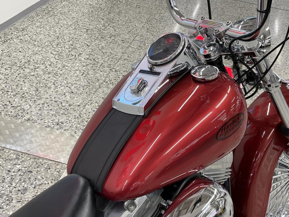 HARLEY-DAVIDSON SOFTAIL 2004