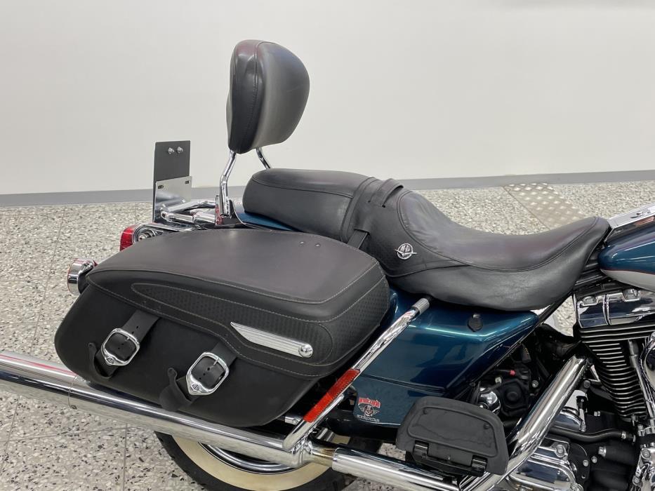 HARLEY-DAVIDSON TOURING 2004