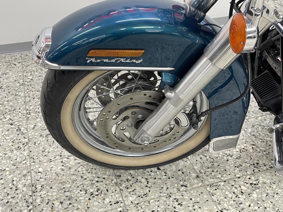 HARLEY-DAVIDSON TOURING 2004