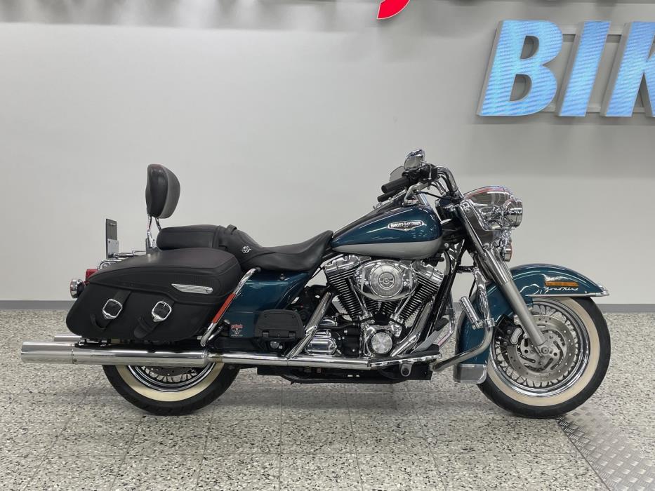 HARLEY-DAVIDSON TOURING 2004