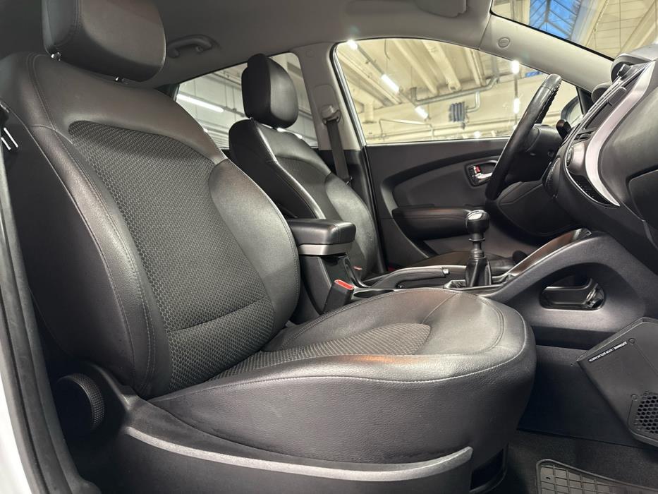 HYUNDAI ix35 2011