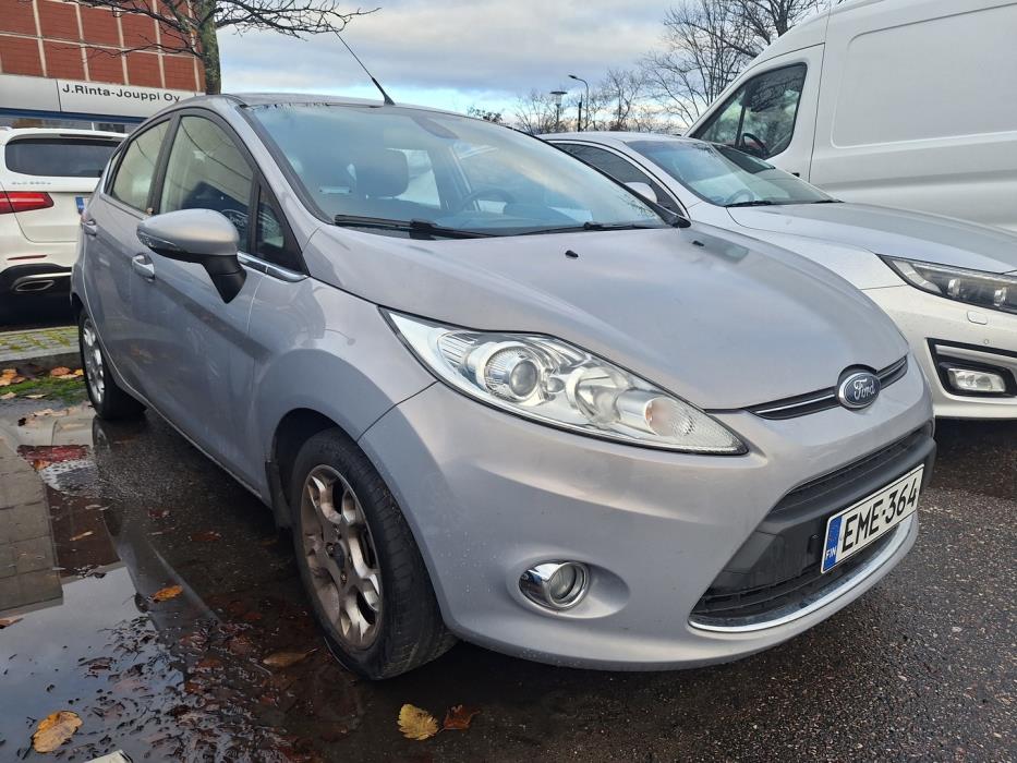 FORD Fiesta 2012