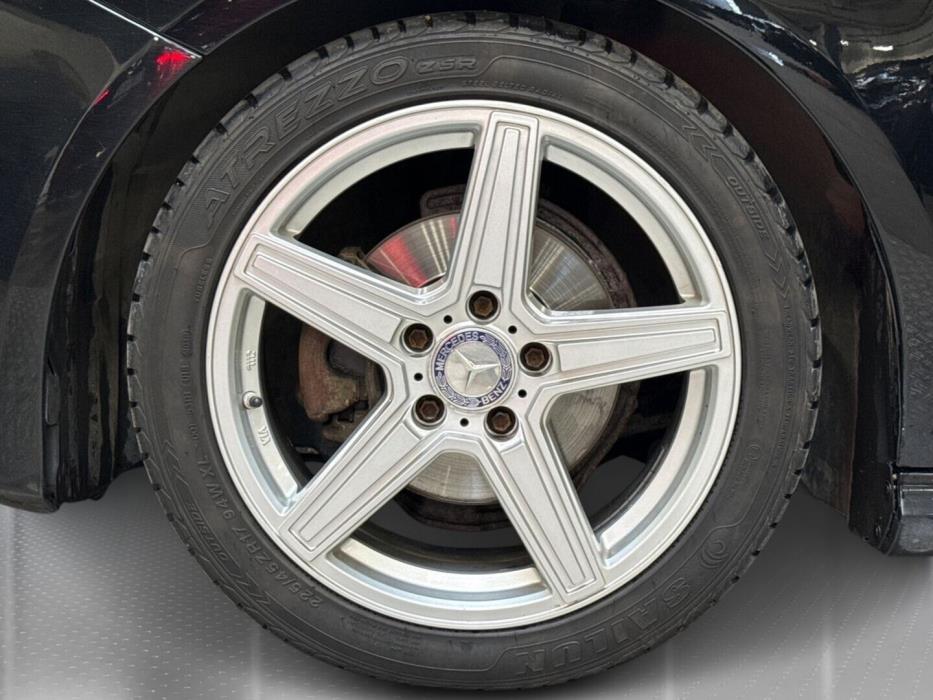 MERCEDES-BENZ B 2013
