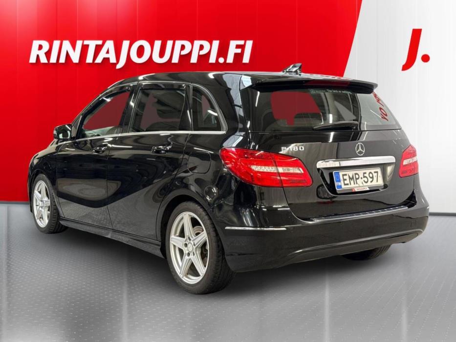 MERCEDES-BENZ B 2013