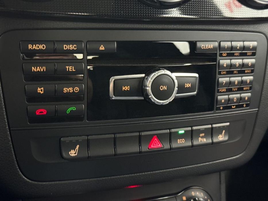 MERCEDES-BENZ B 2013