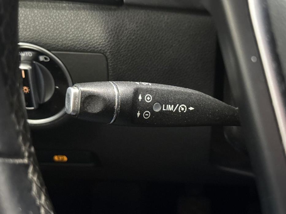 MERCEDES-BENZ B 2013