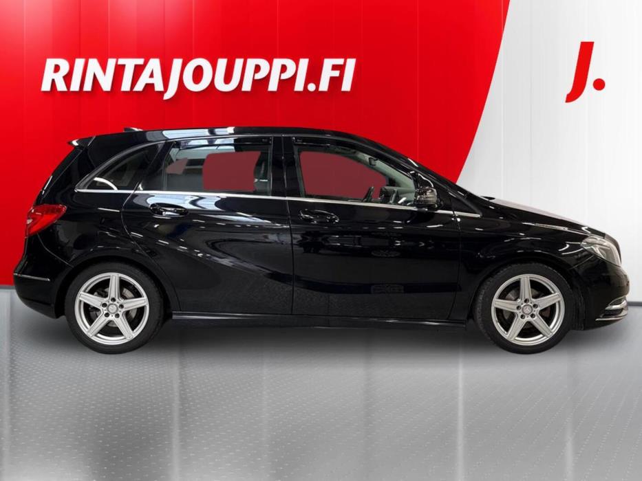 MERCEDES-BENZ B 2013