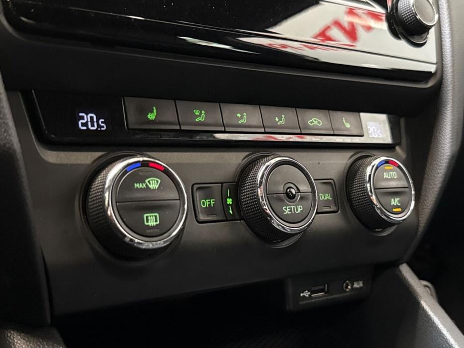 SKODA Octavia 2014