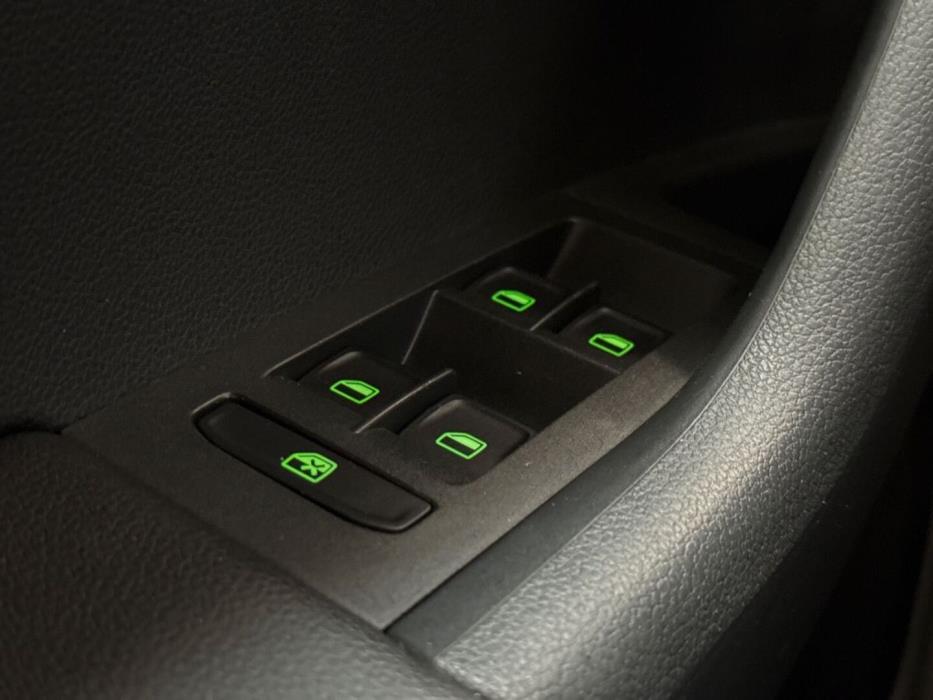 SKODA Octavia 2014