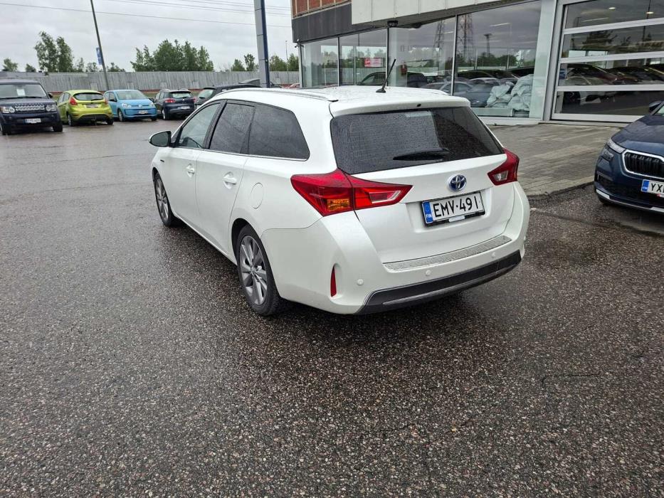 TOYOTA Auris 2014