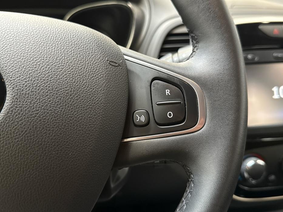 RENAULT Captur 2019