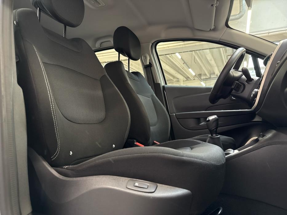 RENAULT Captur 2019