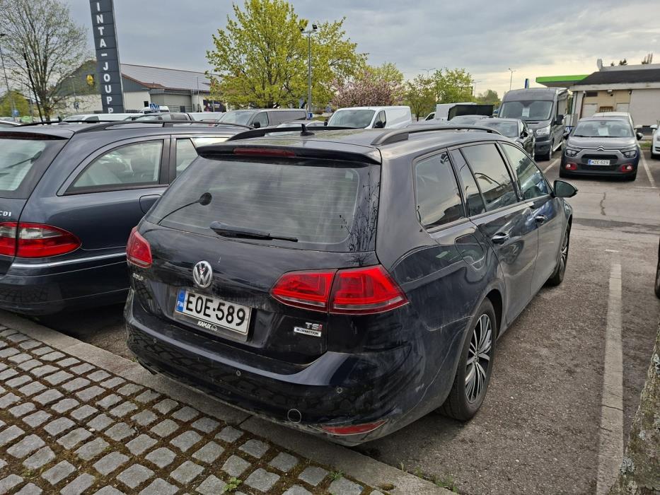 VOLKSWAGEN Golf 2017