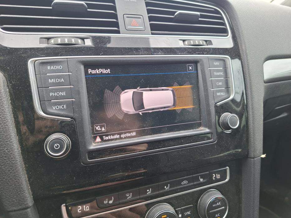 VOLKSWAGEN Golf 2017